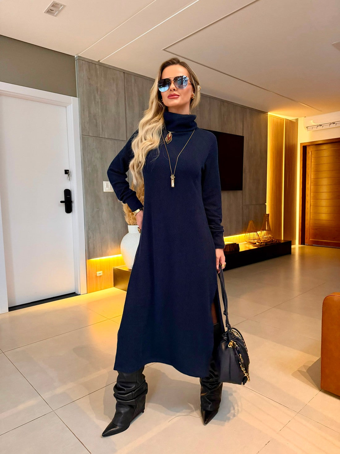 Vestido Midi Tricot Canelado Azul Marinho